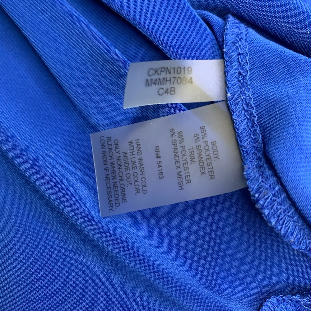 Calvin Klein Tank - Picture 8 of 8